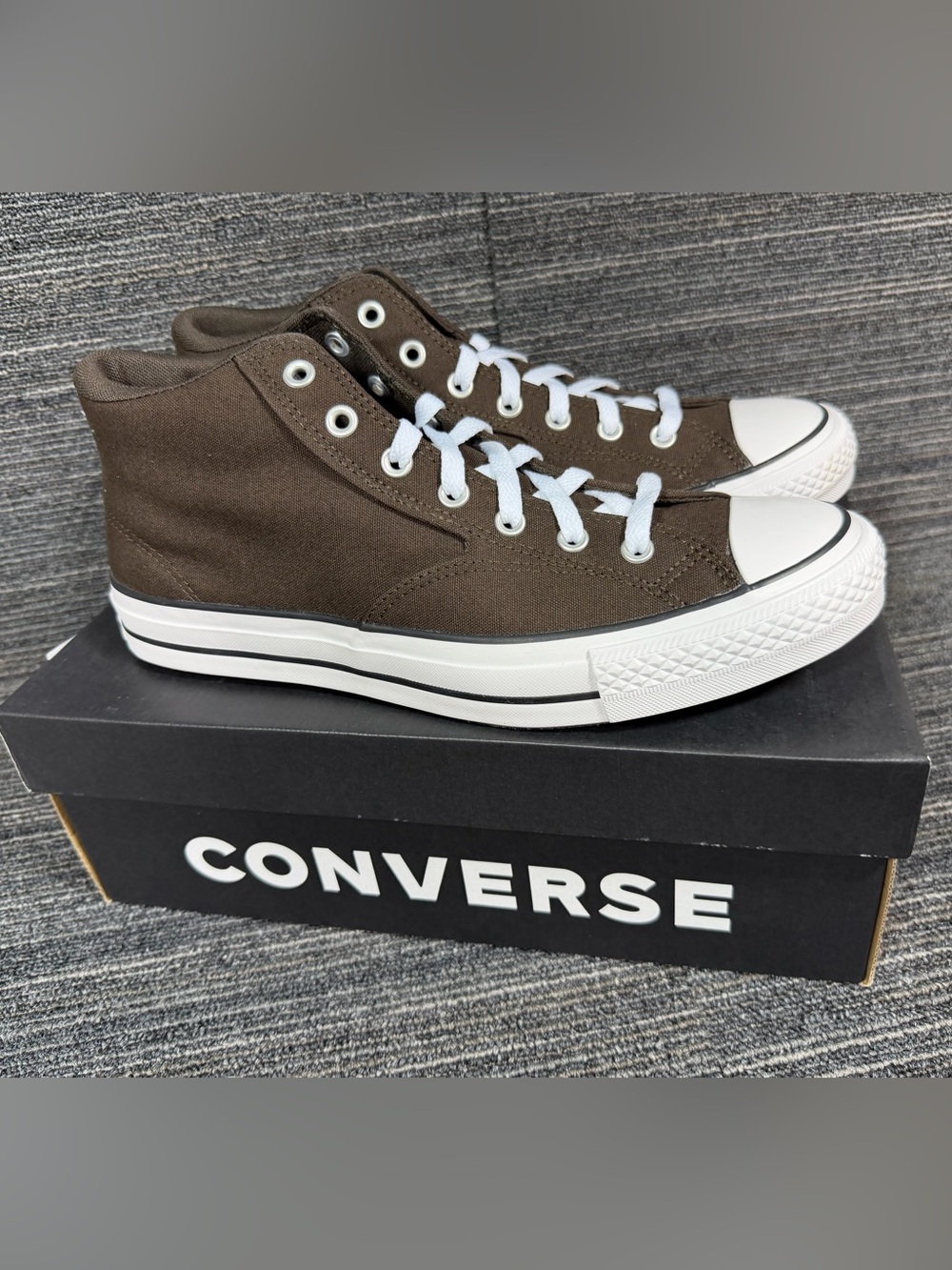 Converse Malden Street Mid Fresh Brew/White/Black Mens 11.5 Women’s 13.5 Unisex